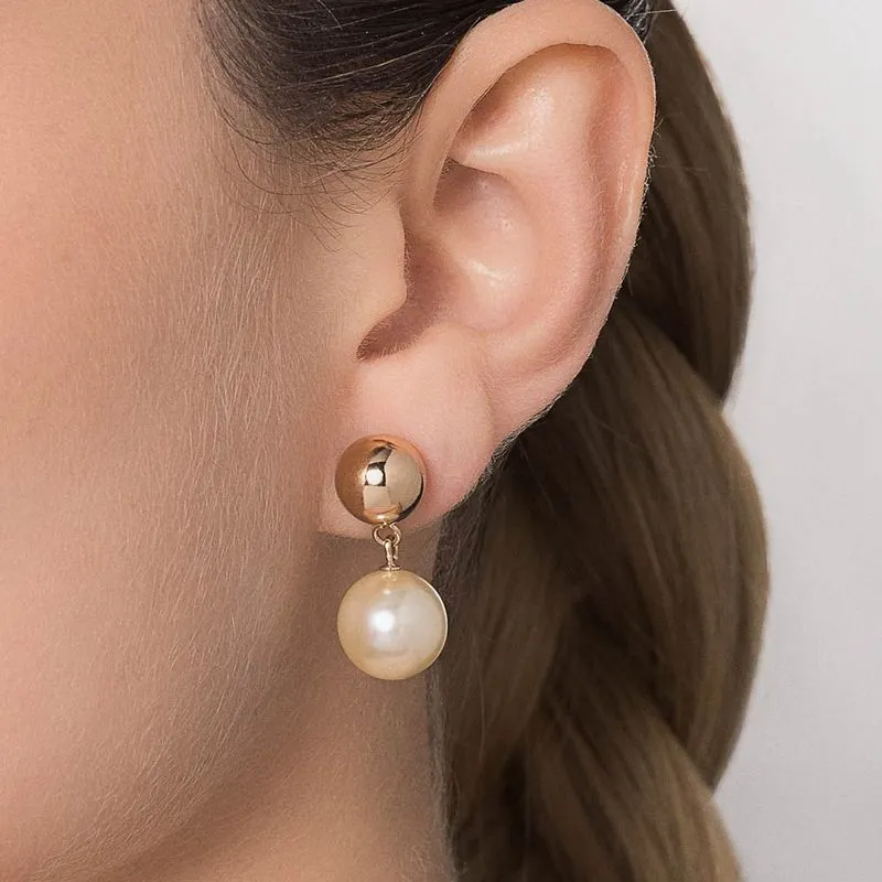 Brinco Pêndulo Banhado a Ouro 18K com Esferas e Pérolas Sintéticas - Tam. Único (Ref. 527360) - Image 3